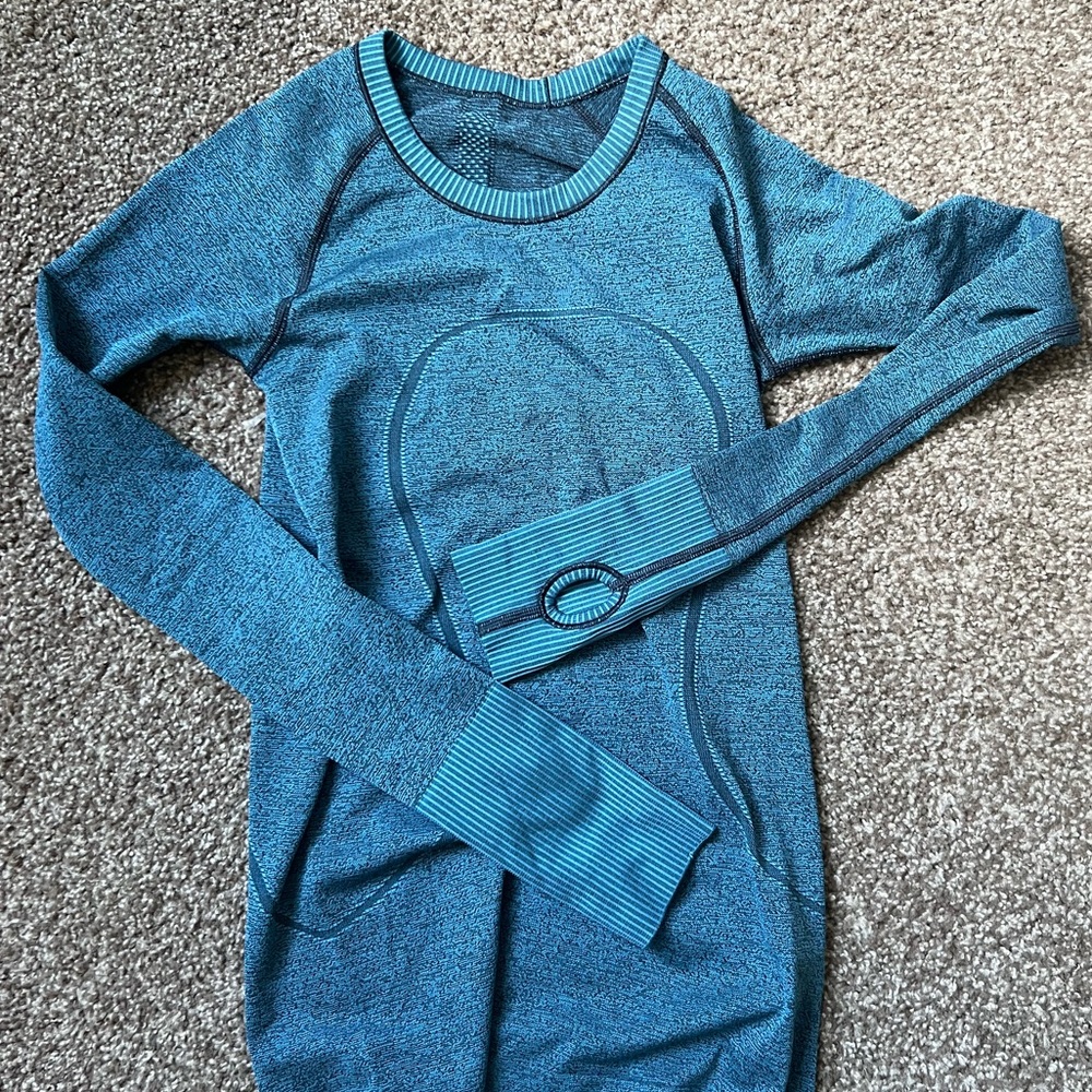 Lululemon Swiftly Tech Long Sleeve (Blue/Green) Size: 2